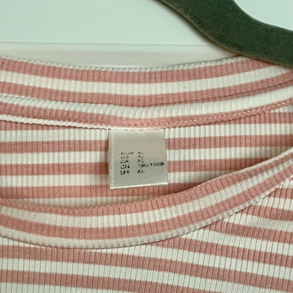 EUC MakeMeChic Pink Striped Cropped Top (XL) 👚 - Picture 2 of 4